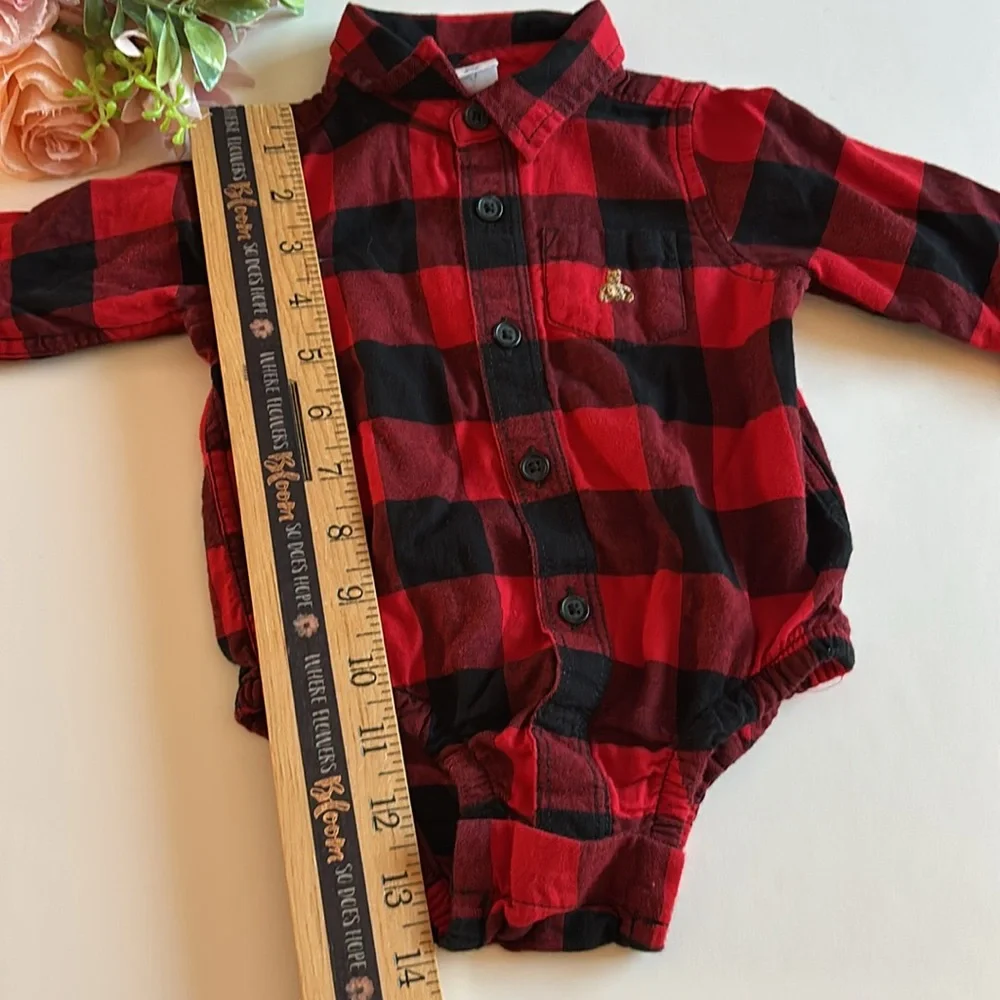 Red and Black Flannel Bodysuit 3-6M BABY GAP BUFFALO PLAID FLANNEL SHIRT